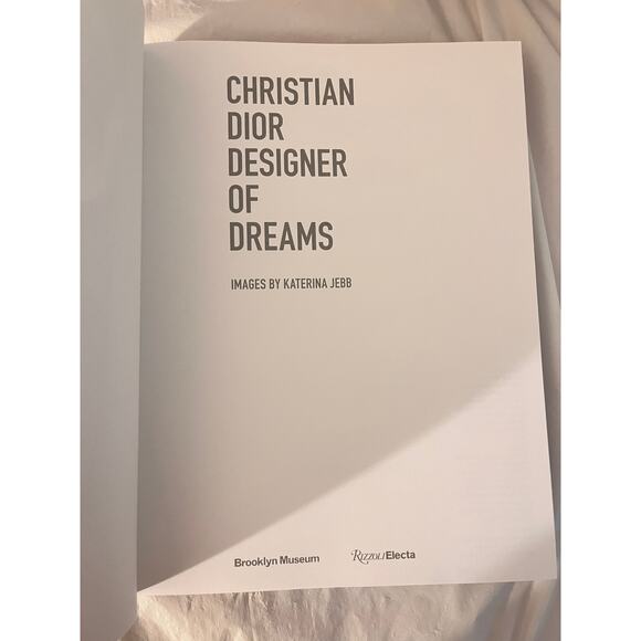 Christian Dior: Designer of Dreams by Florence Müller, Anne Pasternak - Picture 7 of 16